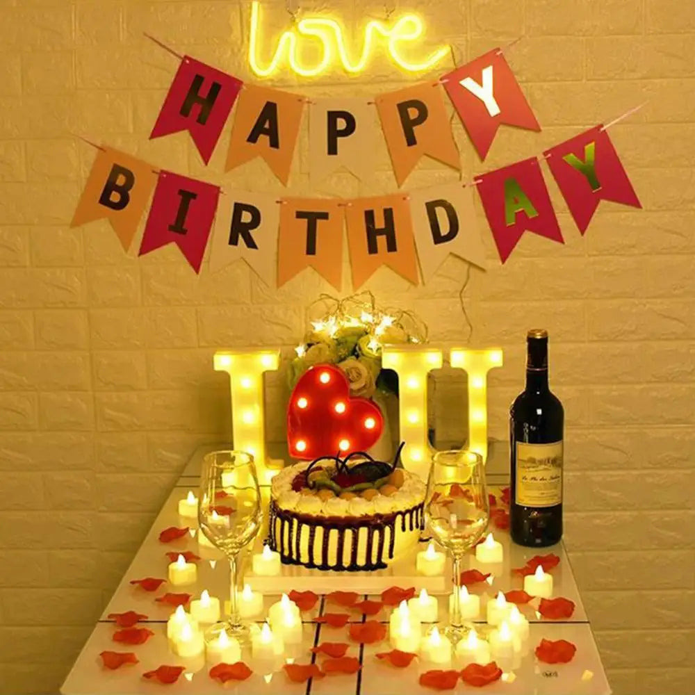 24PC: n liekitön LED-kynttilä kotijoulujuhlaan häät sisustus sydämen muotoinen elektroninen akkuvoiman tealight-kynttilät