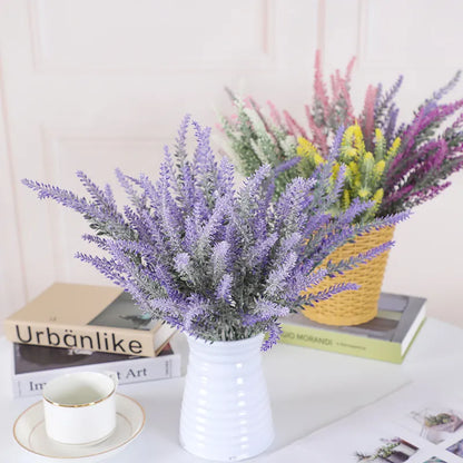 En haug med Provence Lavender Plastic Artificial Flowers False Plants Wedding Home Decoration Christmas Table Decoration