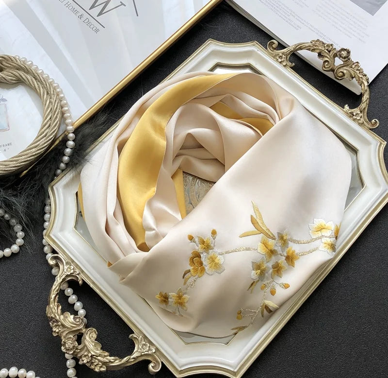 Suzhou brodé de la vraie écharpe en soie Lady Fashion Elegant Châle Pashmina Gift Wrap 100% Silk Women Swarf