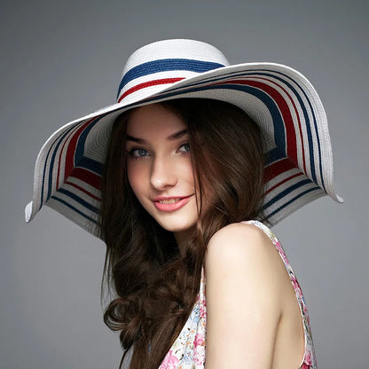 2018 új Lady Sun Hat nyári szalmakalapú nők összehajtogatott széles karimás nap sapka Elegáns utazási kalap Új fejfedelek B-1940