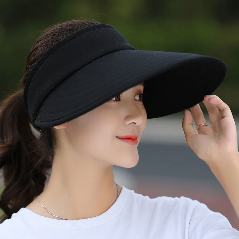 2021 Yksinkertaiset naiset Summer Sun Visic Wided Brim Hat Beach Hat Säädettävä UV -suojaus Naiskorkki Pakattava