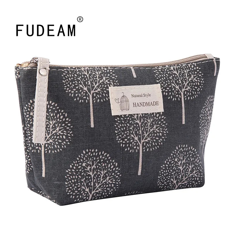 Fudeam Soft plátno Bear Strom Print Vzor Ženy cestovní úložný taška toaletní potřeby organizují roztomilé kosmetické tašky přenosné make -up tašky
