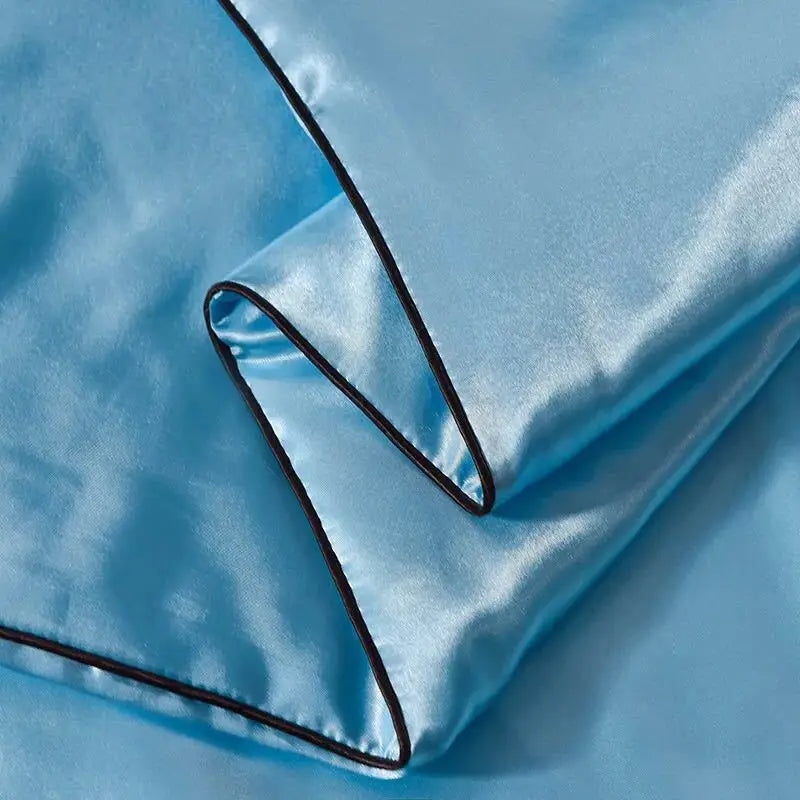 Waschbarer Eisseide Sommer Feste Farbe super weiches nicht rutsches Jacquard-Bett Cover Quilt für erwachsene Kinder Atmungsfreie Schlafbedeckte