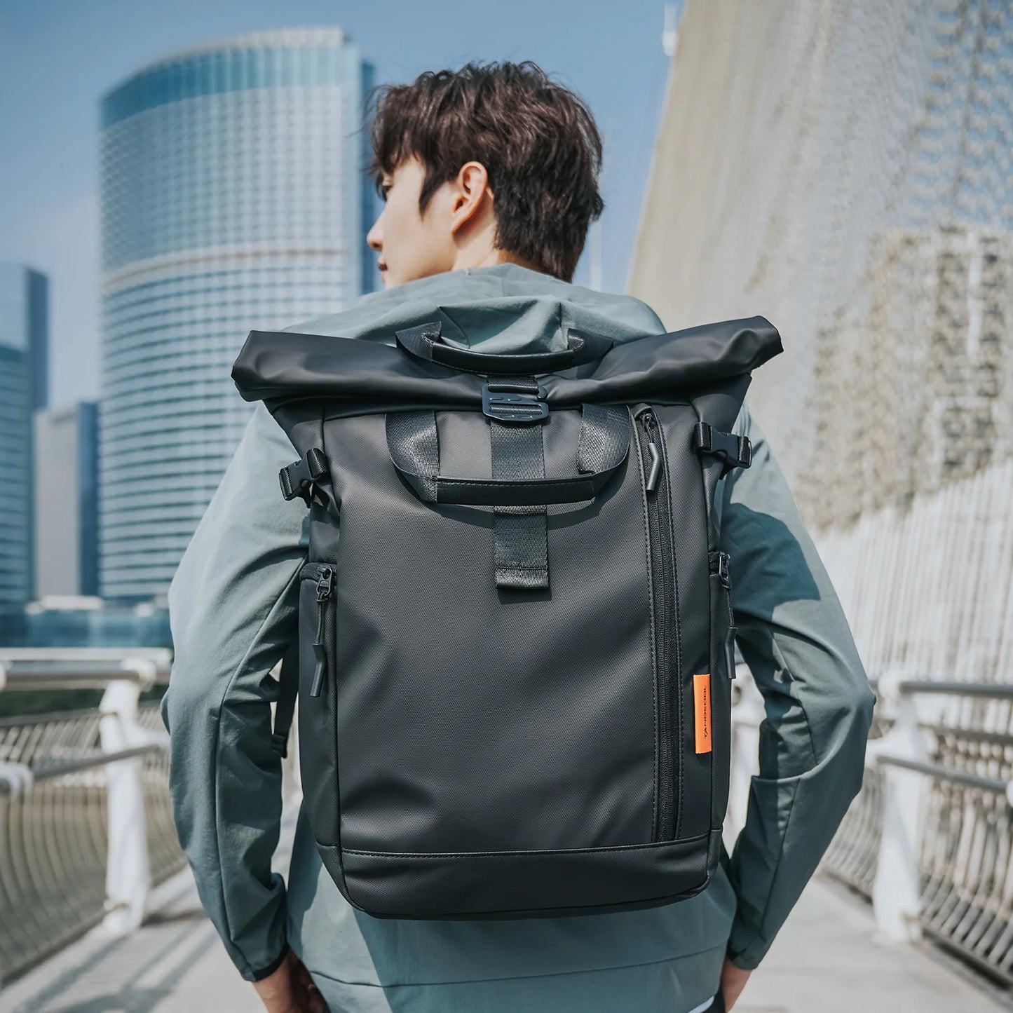 Tangcool Men Large Capaciteit 15,6 "Laptop Rugzak Multifunctionele Roll Top Travel Bag voor waterdichte Urban School Backpacks