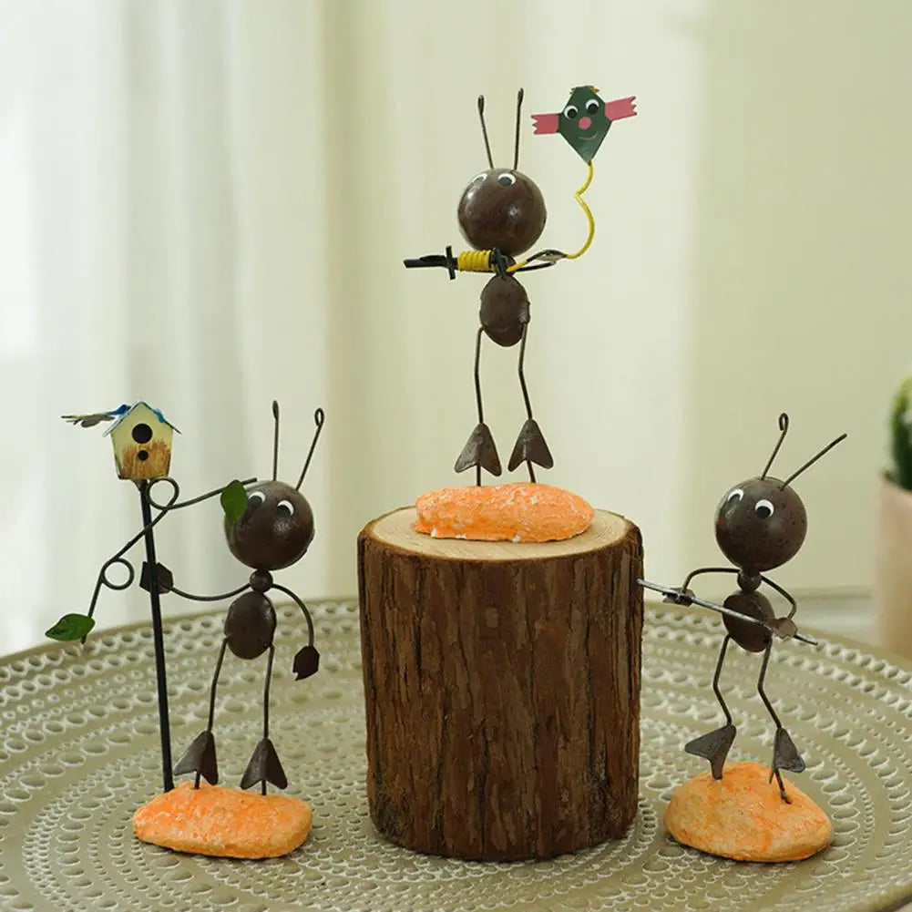 Organ Ant Miniature Sculpture Garden Flowerpots Garss Bonsai Mini Resin Ant Figurine Rock Singing Ant Watering Ant Ornament