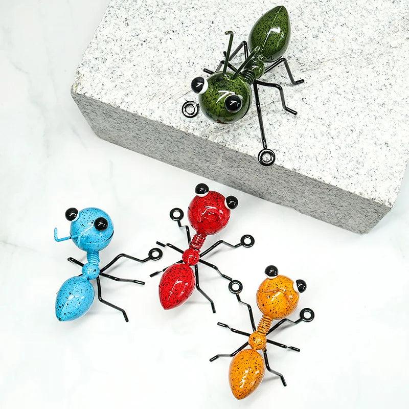 4 قطعة فناء الحرفية ساحة في الهواء الطلق حديقة لطيف الحشرات معلقة ديكور المنزل هدية زخرفة المعادن النمل غرفة المعيشة جدار فن النحت