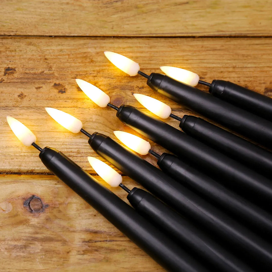 3 oder 4 Stücke 11 Zoll Halloween schwarze flammenlose LED -sich verjüngende Kerzen mit gelb/warmem weißem Licht, Batterie Kunststoff gefälschte LED -Kerzen
