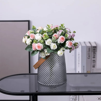 10 Köpfe künstliche Blume Seide Rosenweiß weiße Eukalyptus Blätter Pfingstroutze gefälschte Blume für Hochzeit Tisch Party Vase Home Decor