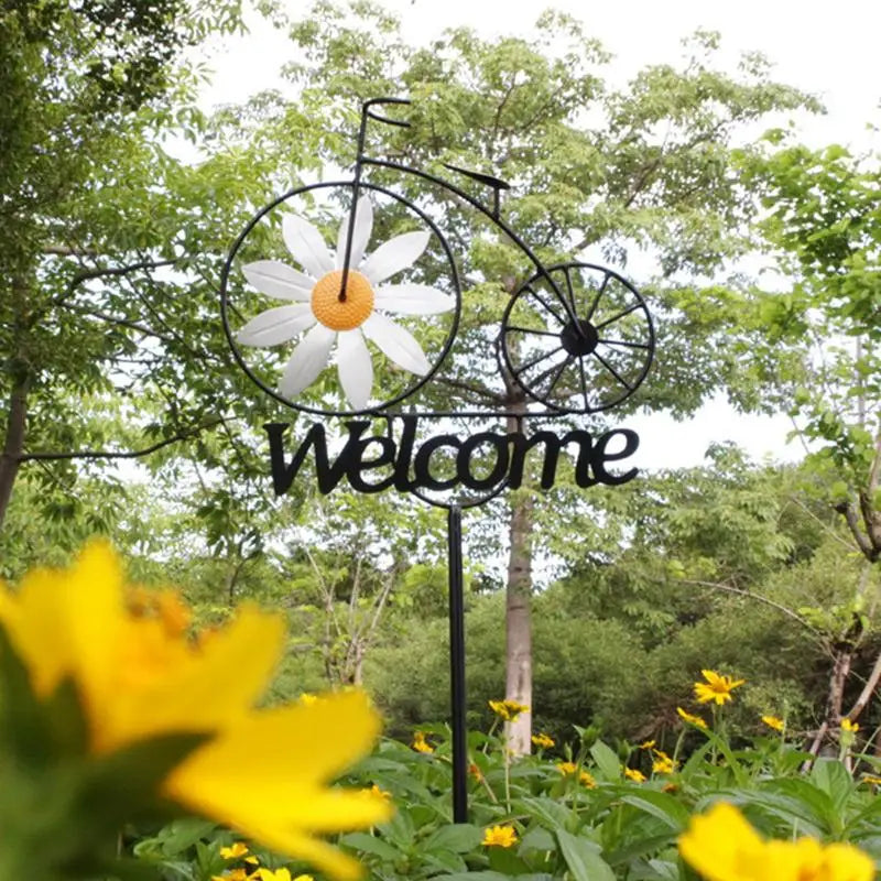 Moldista de viento del girasol de hierro al aire libre Jardín creativo Adorno de bienvenida Bicicleta Viento Viento Garden jardín jardín de viento Decoración de molinos de viento