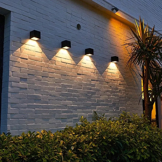 LED napenergia -világos kültéri kerti négyzet alakú fali lámpa napfény érzékelő IP65 Vízálló udvar udvar erkél kerítés dekorációs lámpák