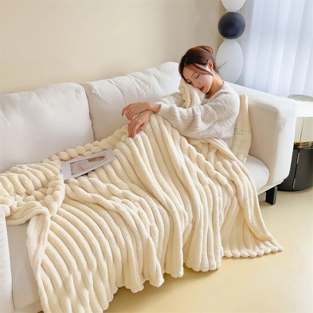 Nouveau lapin artificiel en peluche couvertures chaudes pour les lits Corail doux canapé de canapé