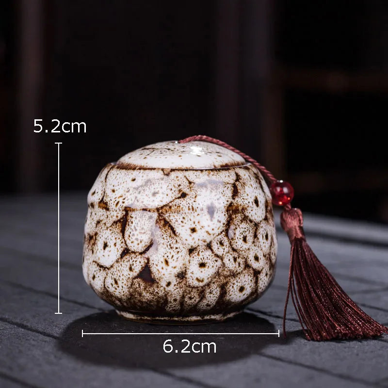 Painted Tea Canister Tassel Sealed Ceramic Storage Jar with Lids Porcelain Coffee Container Desk Decoration Tea Cans Candy Pots