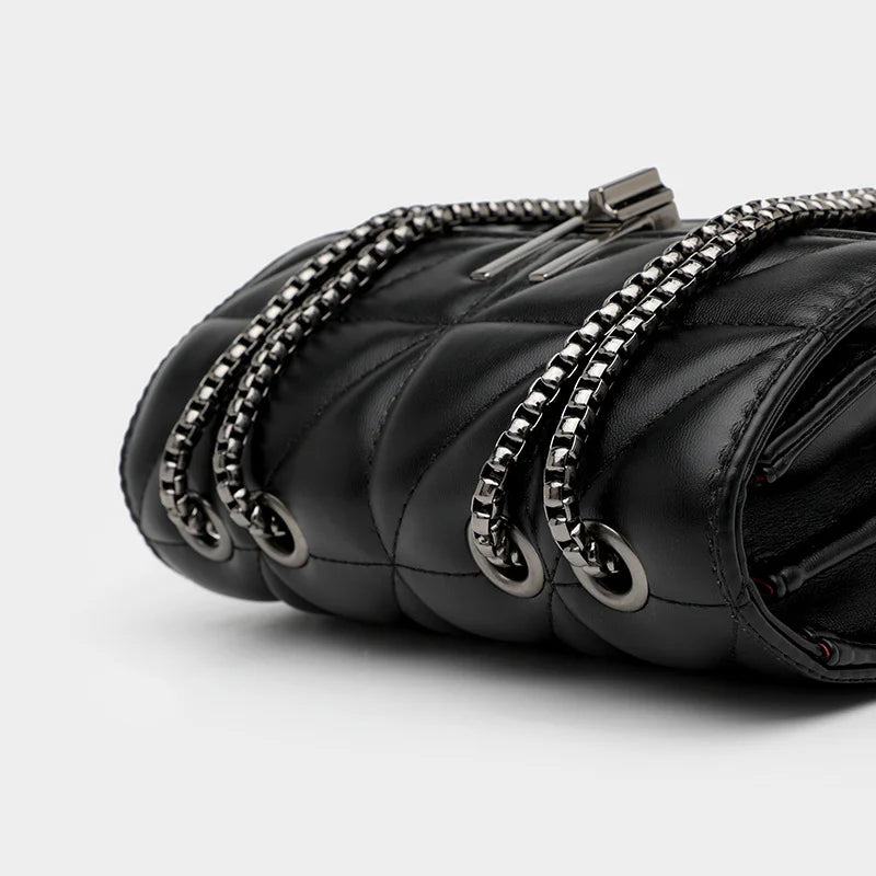 Ženy luxusní designérské pravé tašky kožené řetězy Dámské kabelky rameno ženské tašky Nové příležitostné módní dámské tašky Messenger