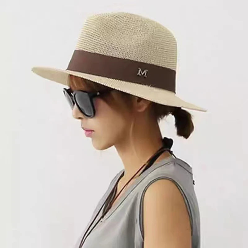 UV Nove dame muškarci modno pismo M Straw Hat Sun Hat Panama proljeće povremene ljetne plaže Klasična slamna jazz kapu