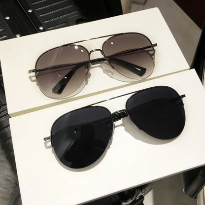 Occhiali da sole a gradiente di moda per uomini Big Frame Pilot Sun Glasses Design Lunette Anti-Riflect DE Soleil Homme Uv400 (nessuna scatola)