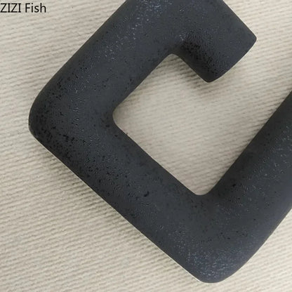 Minimalist Ceramic Vase Pipeline Shape Floral Vases Desk Decoration Frosted Porcelain Flowers Arrangement Modern Home Decor