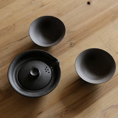 Ceramic Tea Cup Set Portable Japanese Travel Teaware Kung Fu Tea Cup 1 Pot 2 Cups Home Office Travel Vintage Drinkware Gaiwan