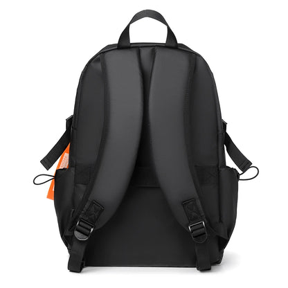Çanta luksoze për burra me cilësi të lartë 15.6 shpina laptope të larta me kapacitet të lartë të udhëtimit të papërshkueshëm nga uji, çantat e modës së shkollës së modës për burra