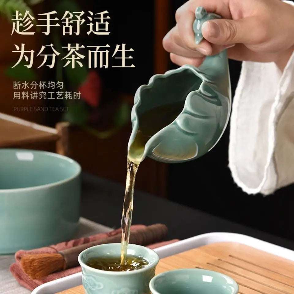 Lazy Tea Set Home Office Retro Dragon Semi Automatic Tea Pot Anti scalding Rotating Brewing Tea Set