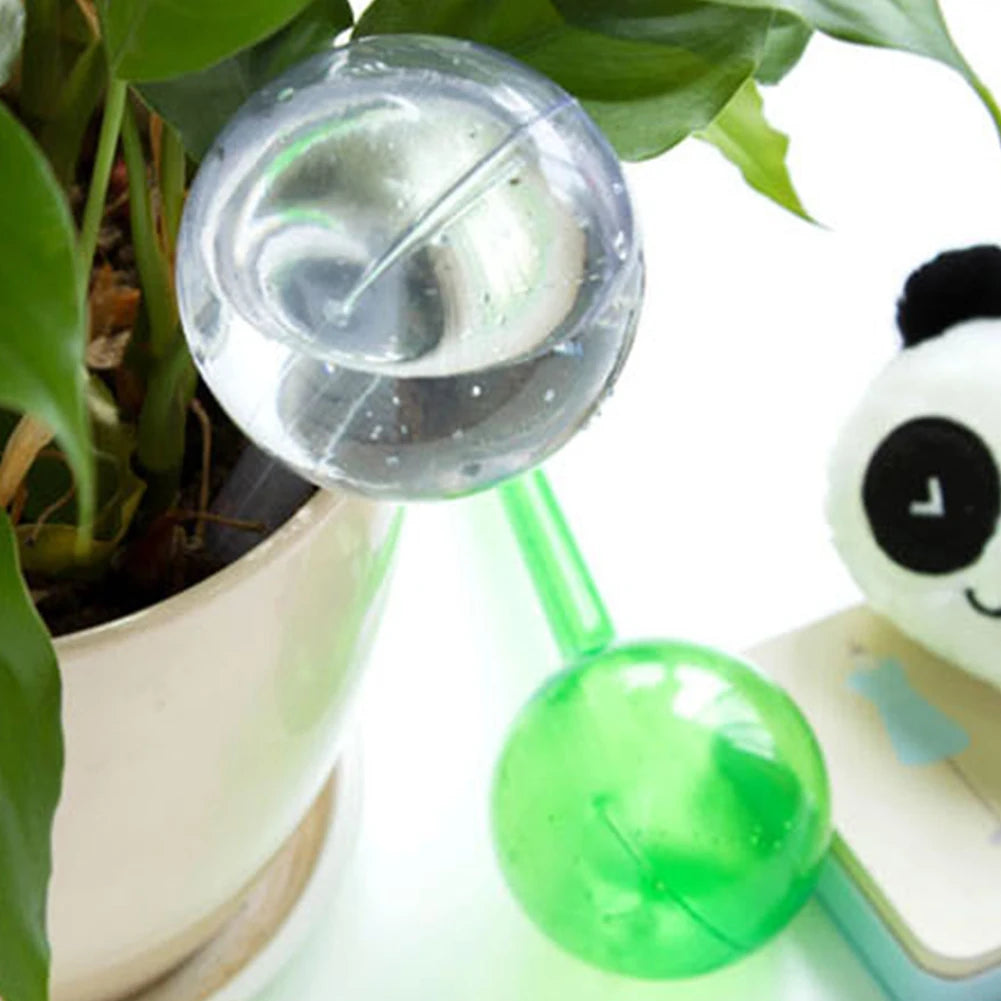 1PC PVC Automatické zavlažovací žárovky rostlin Self Zavlažovací koule koule Vodové zařízení pro zavlažovací systém pro zahradní květinové rostliny