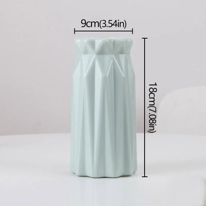 Plastic Dried Flower Vase with Minimalist Geometry Plastic Flower Pot Living Room Small and Fresh Flower Arrangement Decoration