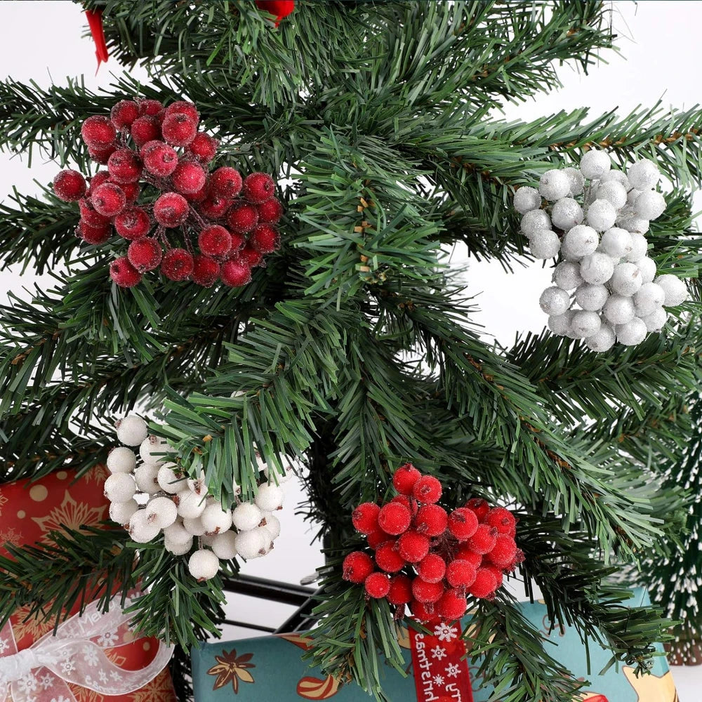 100/20 stk kunstig Holly Berries Mini Simulation Cherry Stamen Frosted Double Head Fake Berry Wedding Christmas Party Decor