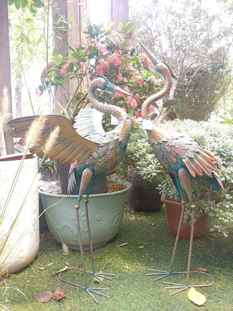 2 pc/pacchetto giardino statue di gru ornamenti patio prato stagno cortile decorazioni arte per uccelli arte all'aperto di ferro da stiro scultura 83/94 cm