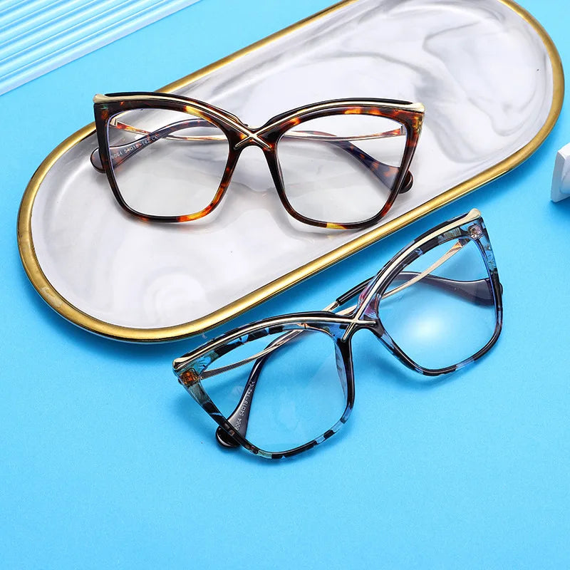 Neue Mode -Retro -Designer Anti Blue Light Women Gläses Metall Cat Eye Rahmen Marke Qualität Trend klarer Lesen Computer Brille